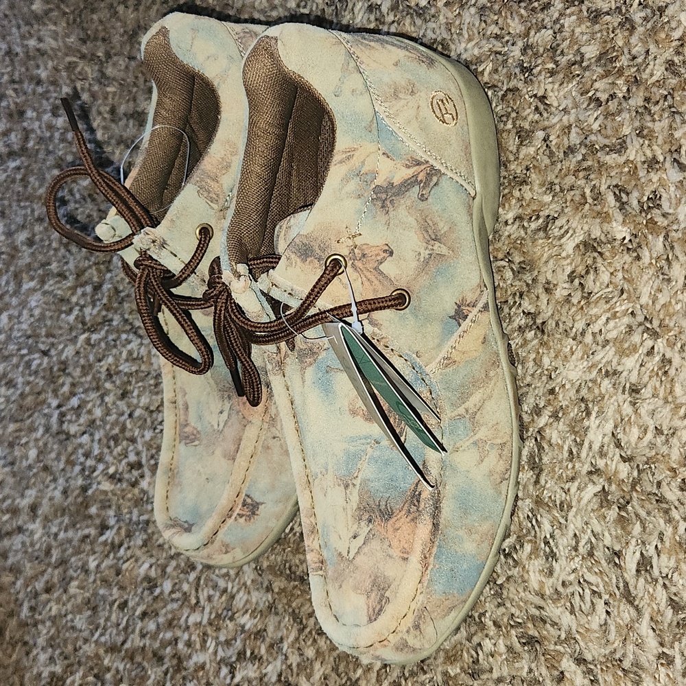 NWT.Roper shoes size  7.5 womens Horses print. - Picture 7 of 9